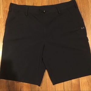 Under Armour Heat Gear golf shorts 38 black
